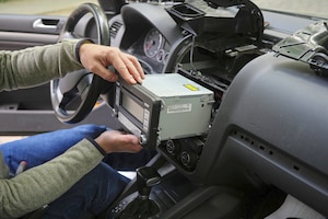 Bluetoothadapter am Autoradio nachrüsten