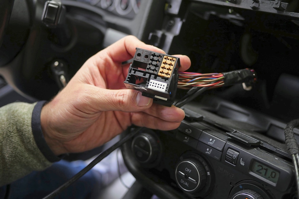 Bluetoothadapter am Autoradio nachrüsten