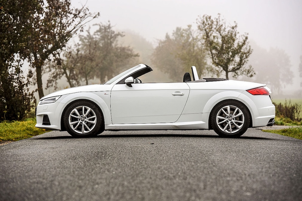 Audi TT Roadster 2.0 TFSI S line