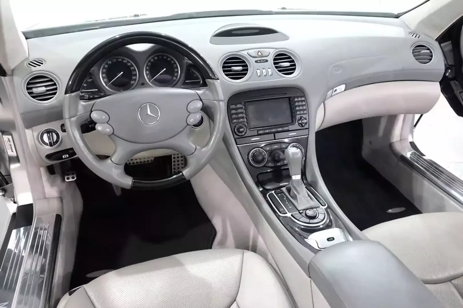 Mercedes SL 500 FAB Design Mega Wing