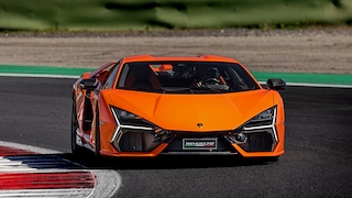 Lamborghini Revuelto