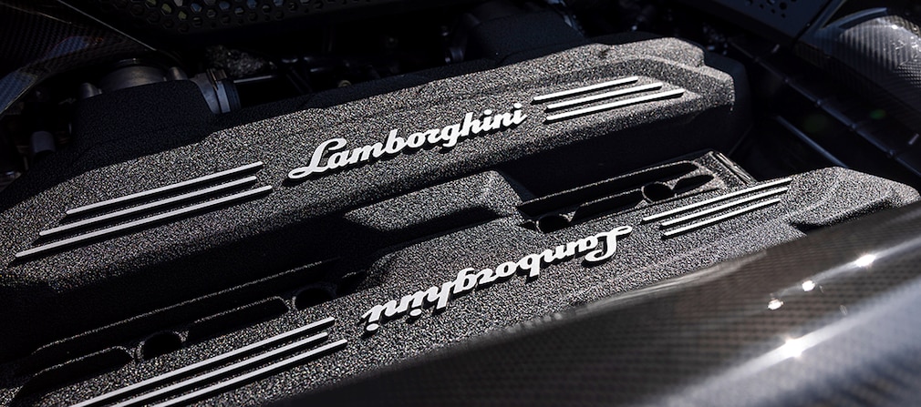 Lamborghini Revuelto