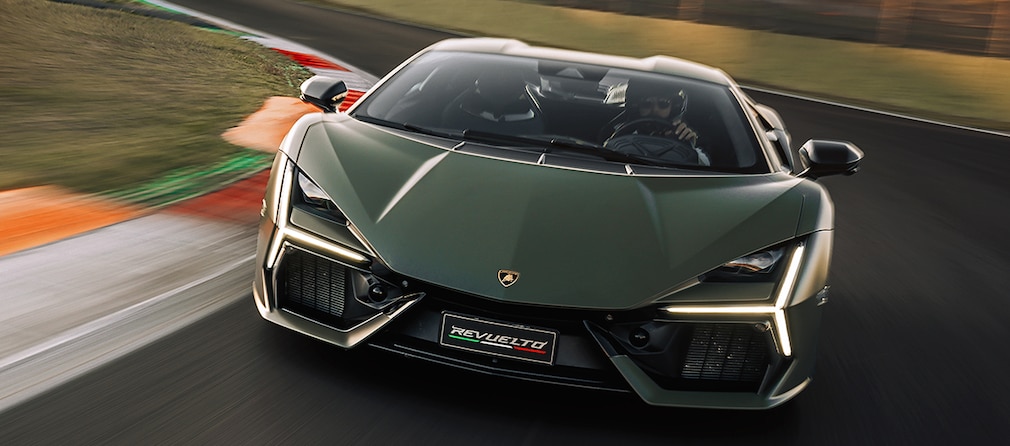 Lamborghini Revuelto