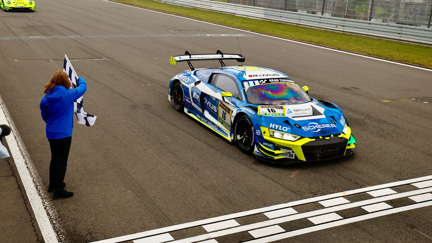 24h Nürburgring: Audi siegt - AUTO BILD