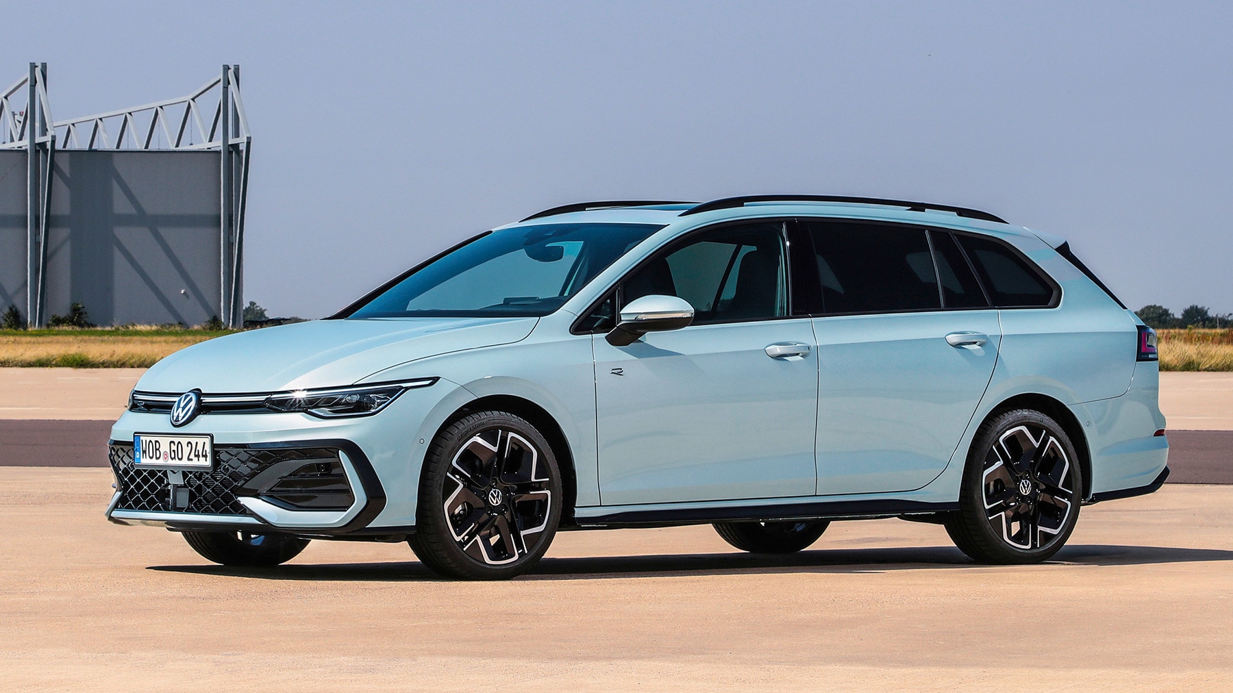 Den-Golf-Kombi-gibt-s-bei-Carwow-ab-27-220-Euro