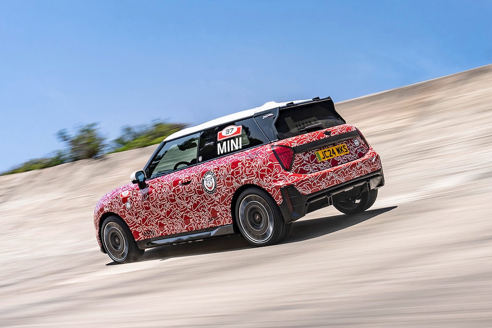Mini JCW E Prototype