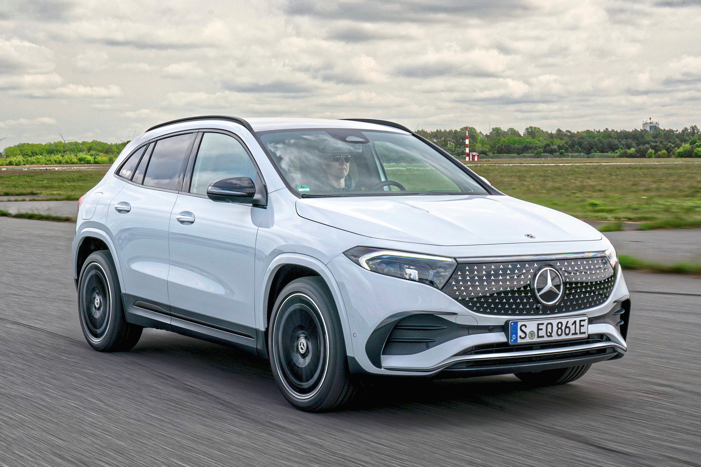 Mercedes EQA 2025 alle Infos Preise und Tests AUTO BILD