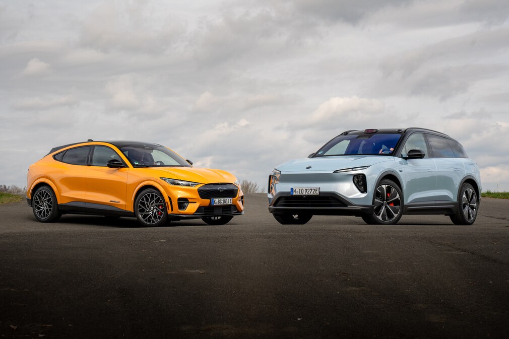 Ford Mustang Mach-E GT Nio EL6 (100 kWh)