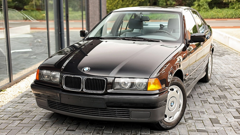 BMW 320i E36