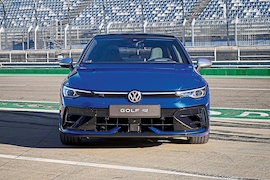 VW Golf R 8 Facelift