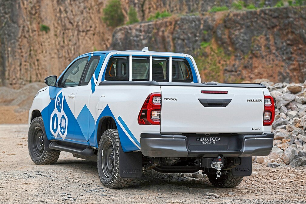 Toyota Hilux Wasserstoff Prototyp