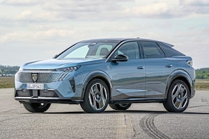 Peugeot E-3008