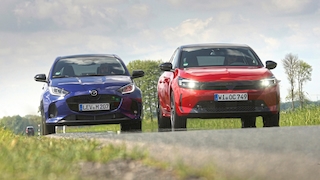 Mazda2 Hybrid Opel Corsa 1.2 Turbo Hybrid 48V