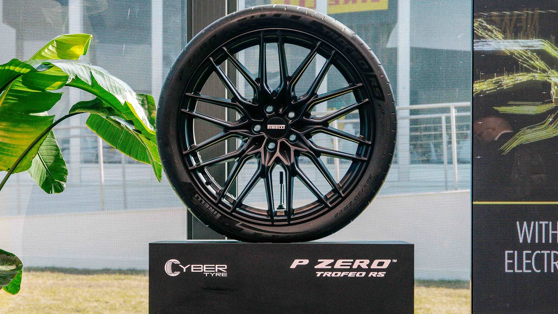 Pirelli Cyber Tyre: Revolution im Reifenmarkt? - AUTO BILD