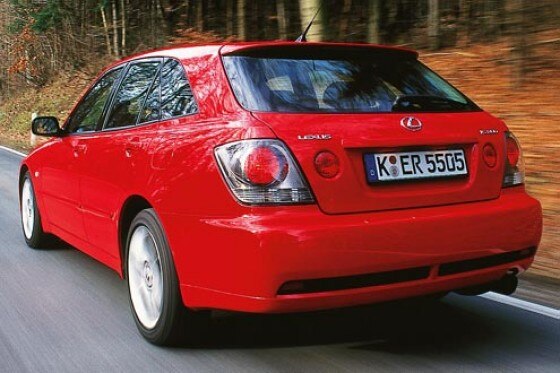 Lexus IS300 SportCross Lexus IS300 SportCross