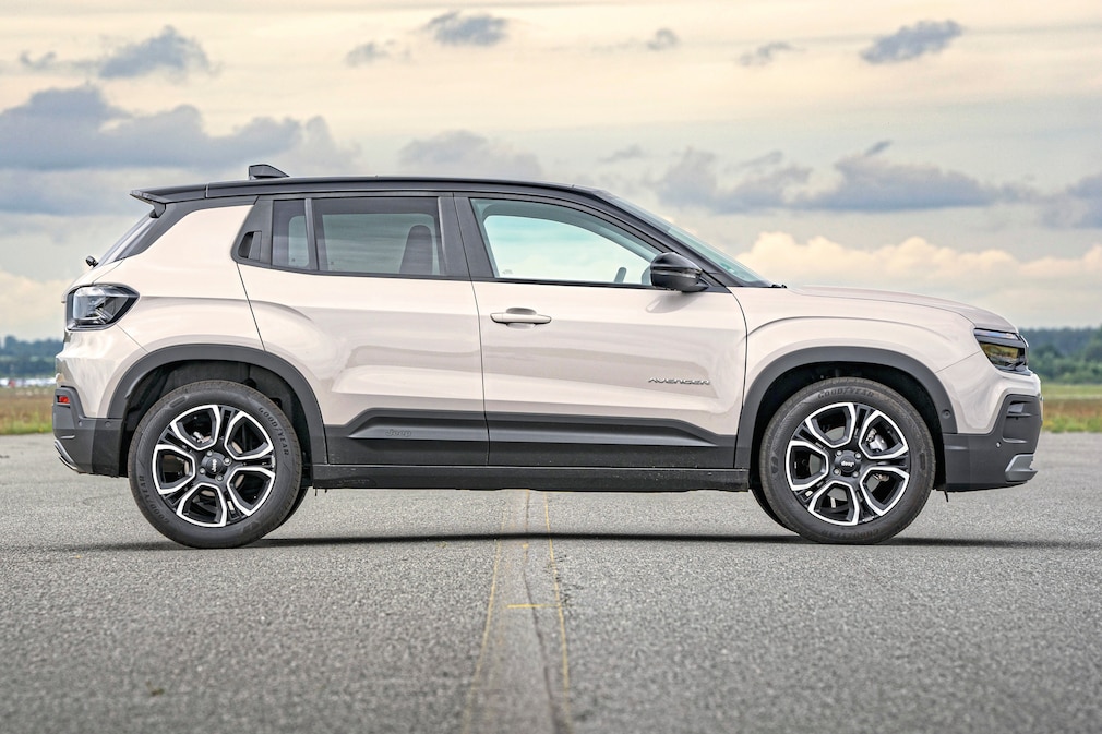 Jeep Avenger 1.2 e-Hybrid