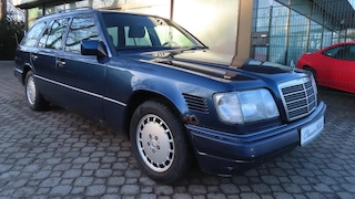 Mercedes W 124 T-Modell E 300 Diesel