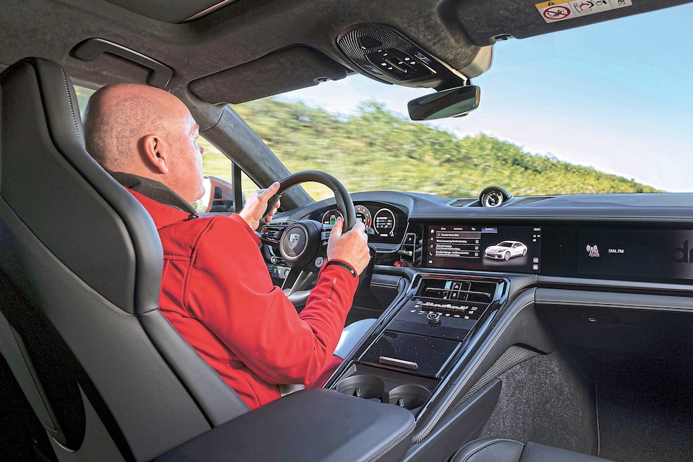 Porsche Panamera 4S (2024)