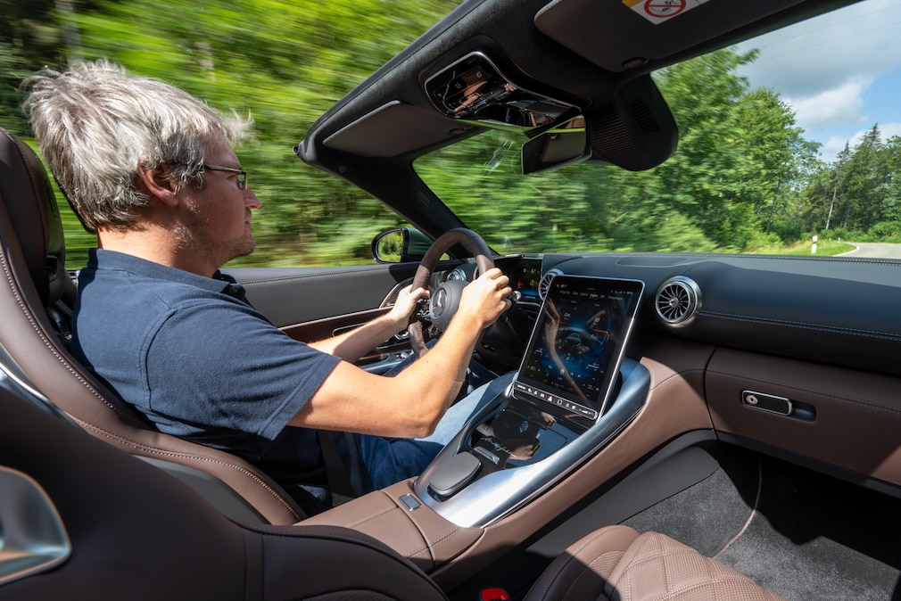 Mercedes-AMG SL 63 S E Performance