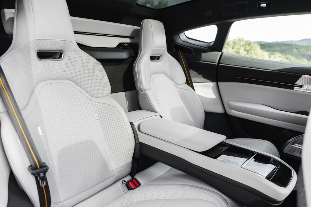 Polestar 5