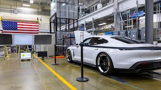 porsche taycan induktiv induktives laden oak ridge national laboratory forschungsprojekt 16:9