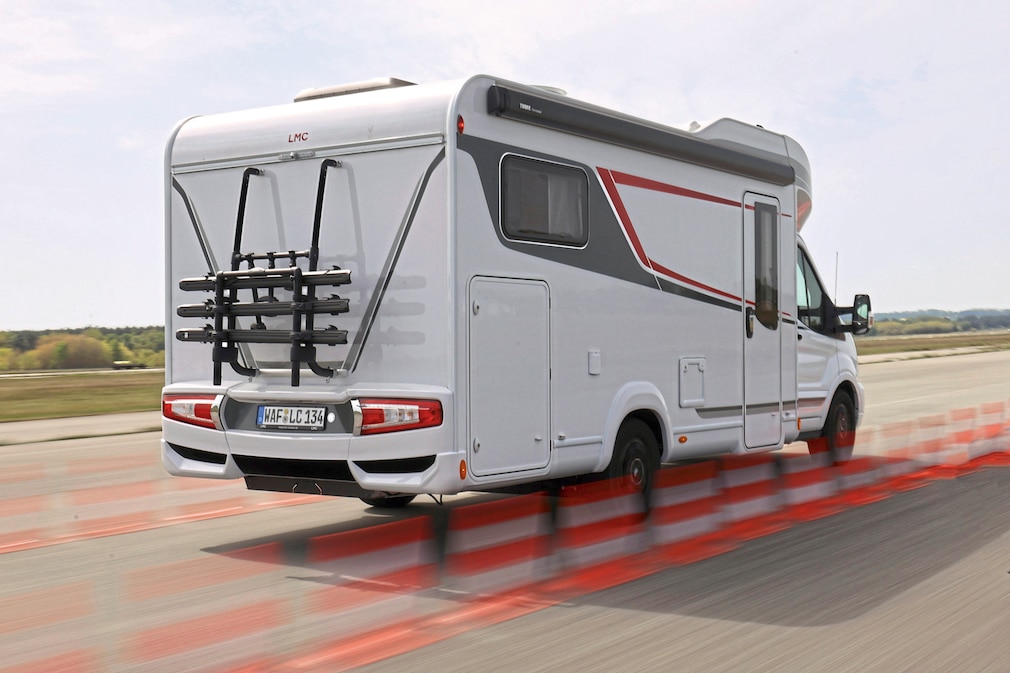 LMC Tourer Lift Ford H 664 G