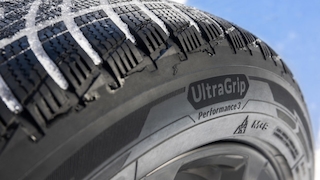 Goodyear UltraGrip Performance 3