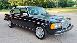 Mercedes-Benz 300D M117-Swapped 5.0L Baujahr 1982