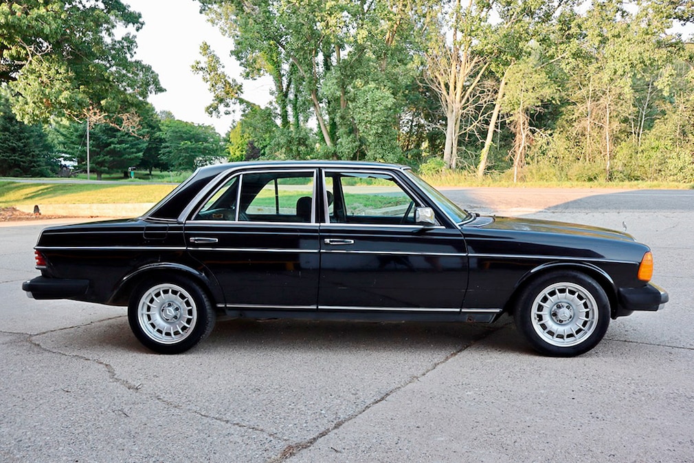 Mercedes-Benz 300D M117-Swapped 5.0L Baujahr 1982
