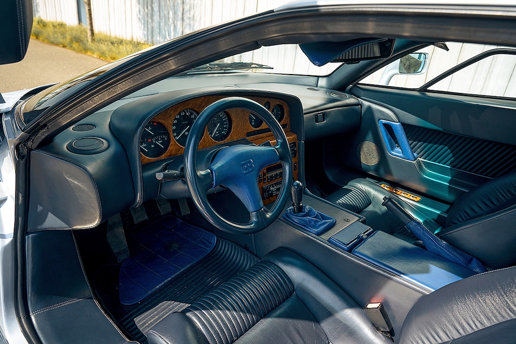 Bugatti EB110