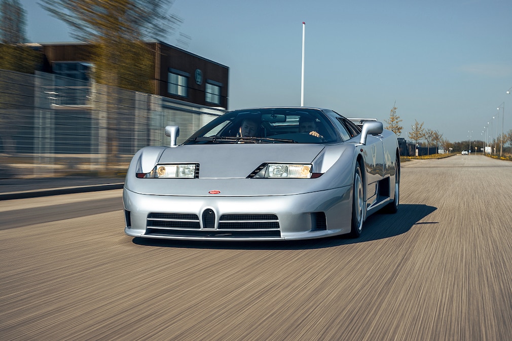 Bugatti EB110