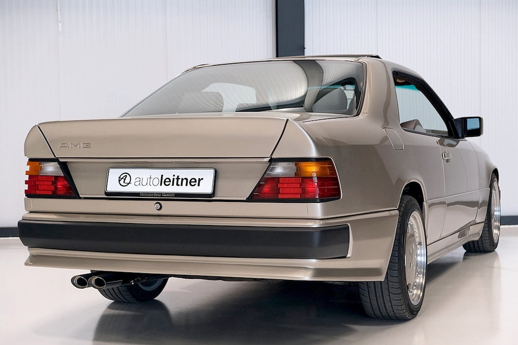Mercedes-Benz 300 CE 3.4 AMG Coupe