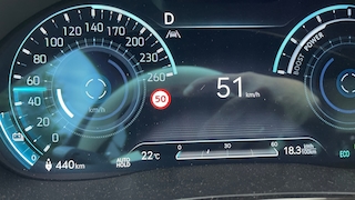 Tempolimit-Assistent im Genesis GV 70 Elektro