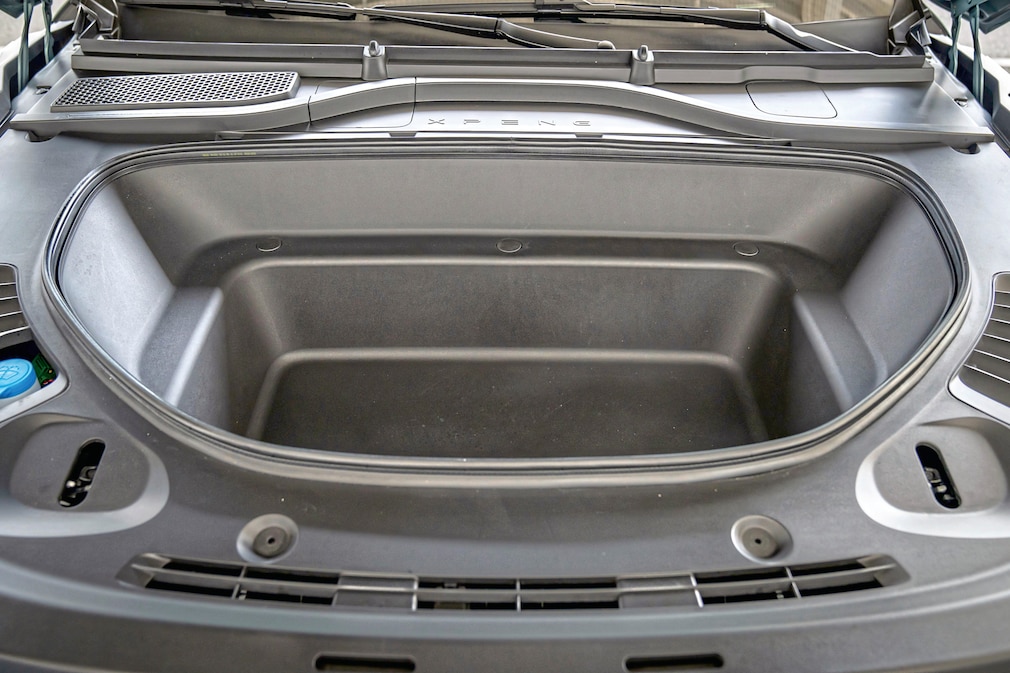 Xpeng G9 AWD Performance