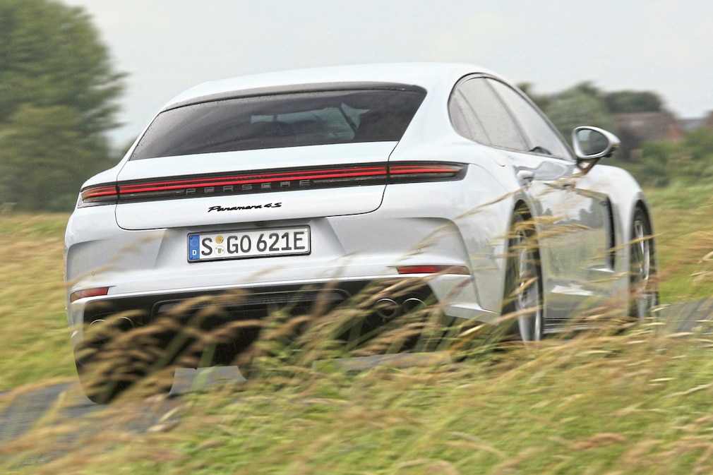 Porsche Panamera 4S E-Hybrid