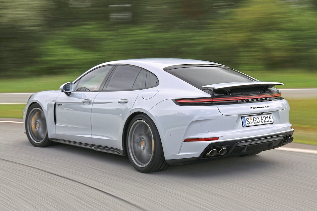 Porsche Panamera 4S E-Hybrid