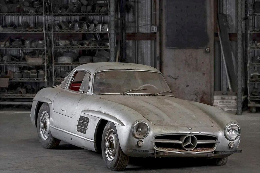 Mercedes-Benz 300 SL 'Alloy' Gullwing