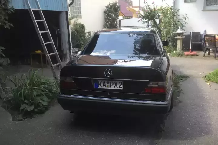 Mercedes E 500