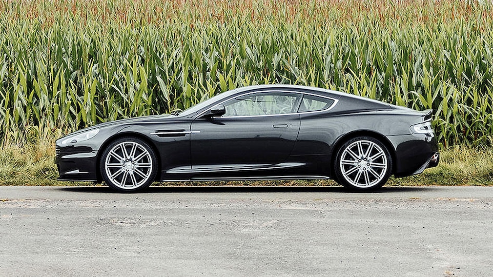 Aston Martin DBS Coupé