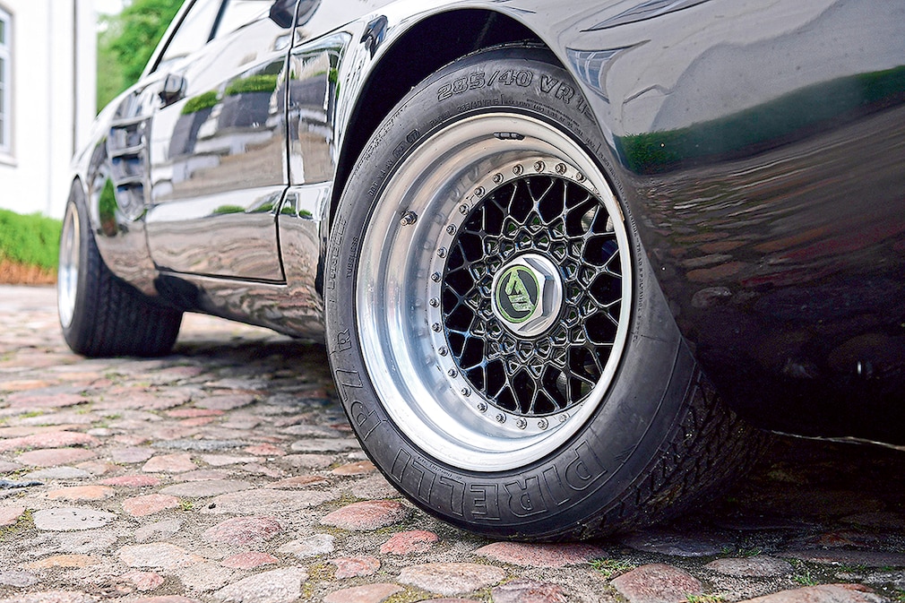 Arrow C1 Gullwing