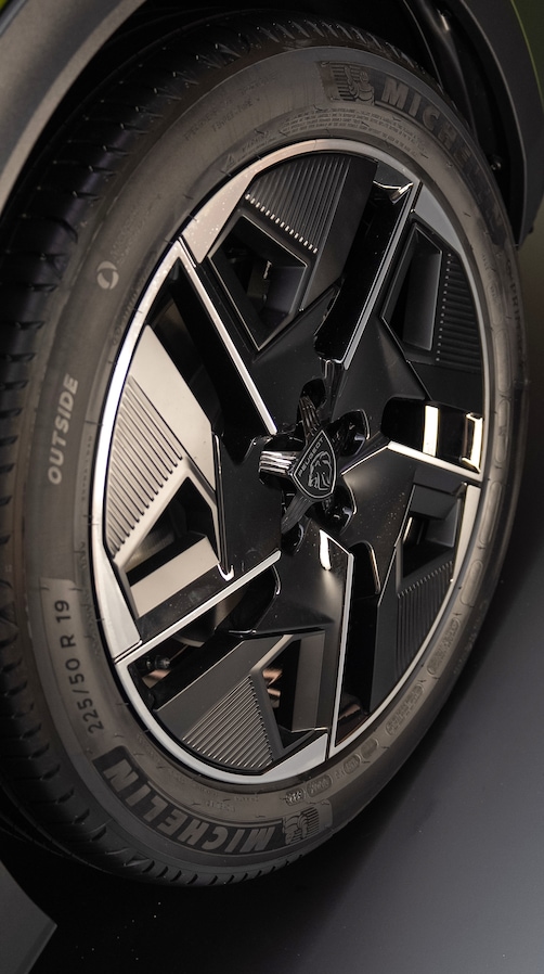 Peugeot 408/E-408 Facelift !! Sperrfrist 09. Januar 09:30 Uhr !!