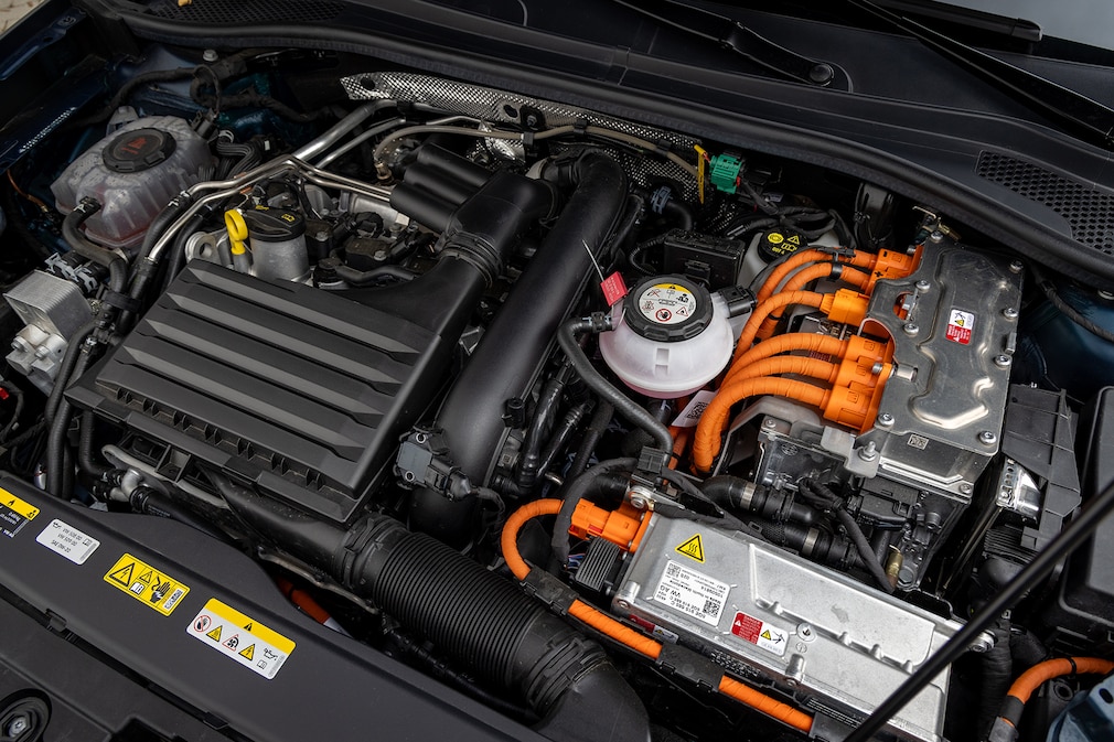 Cupra Leon 1.4 e-Hybrid