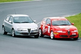 Alfa 147 JTD Serie und Cup-Version