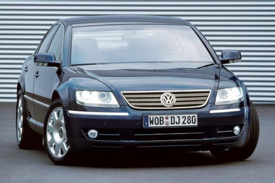 Phaeton überholt S-Klasse