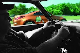 Nissan 350 Z gegen Datsun 240 Z