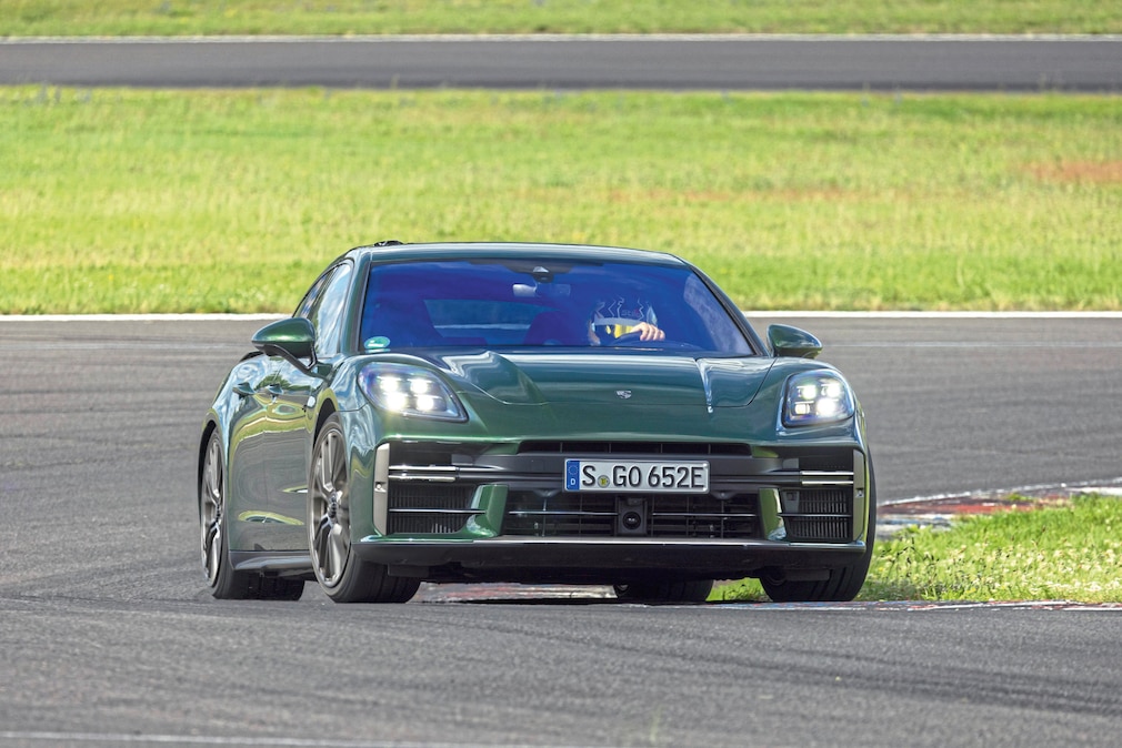 Porsche Panamera Turbo E-Hybrid