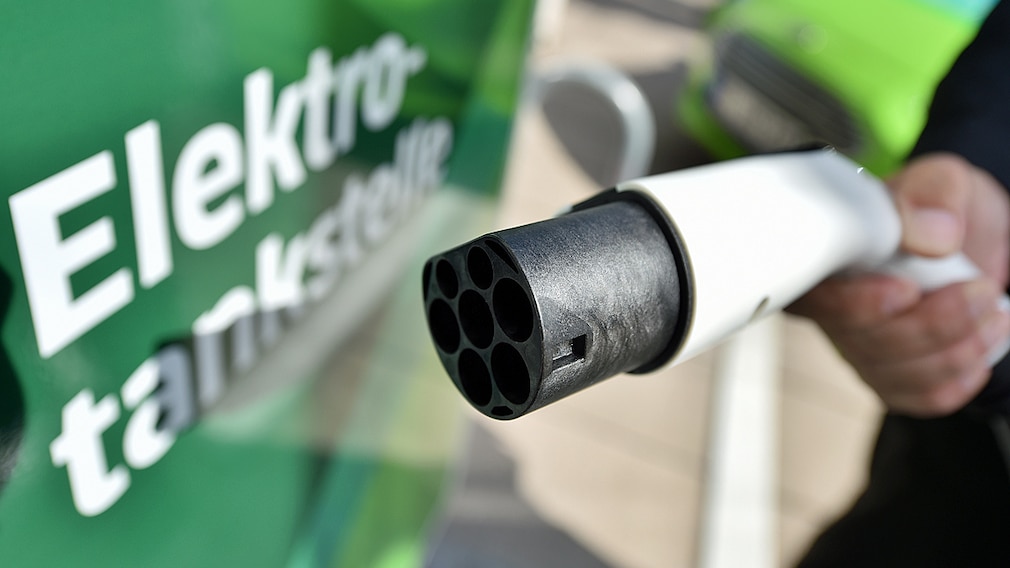 Ladestecker Stromtankstelle