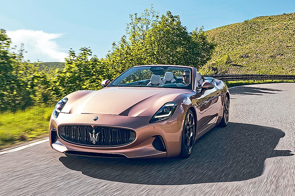 Maserati GranCabrio Trofeo   Maserati GranCabrio Folgore