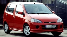 Daihatsu YRV
