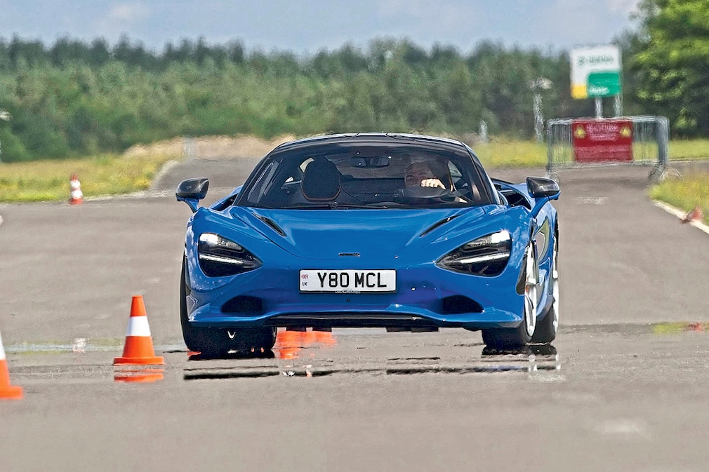 McLaren 750S